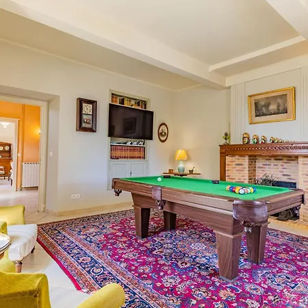 לינה וארוחת בוקר Ostal Cassinia Cassagne