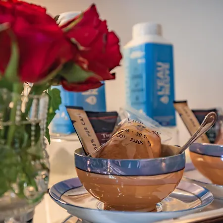 לינה וארוחת בוקר Ostal Cassinia Cassagne