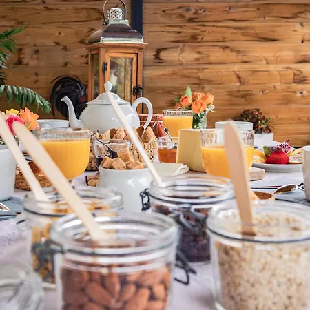 Ostal Cassinia Maison D Hôtes De Charme Avec Petit Déjeuner Gourmand 3*