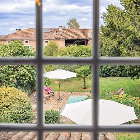 Ostal Cassinia לינה וארוחת בוקר Cassagne